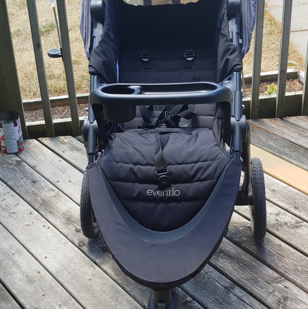 Jogging stroller